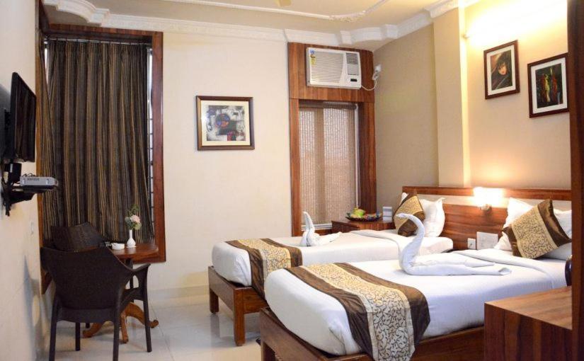 Hotel Eden Roc Bhubaneswar Exterior photo
